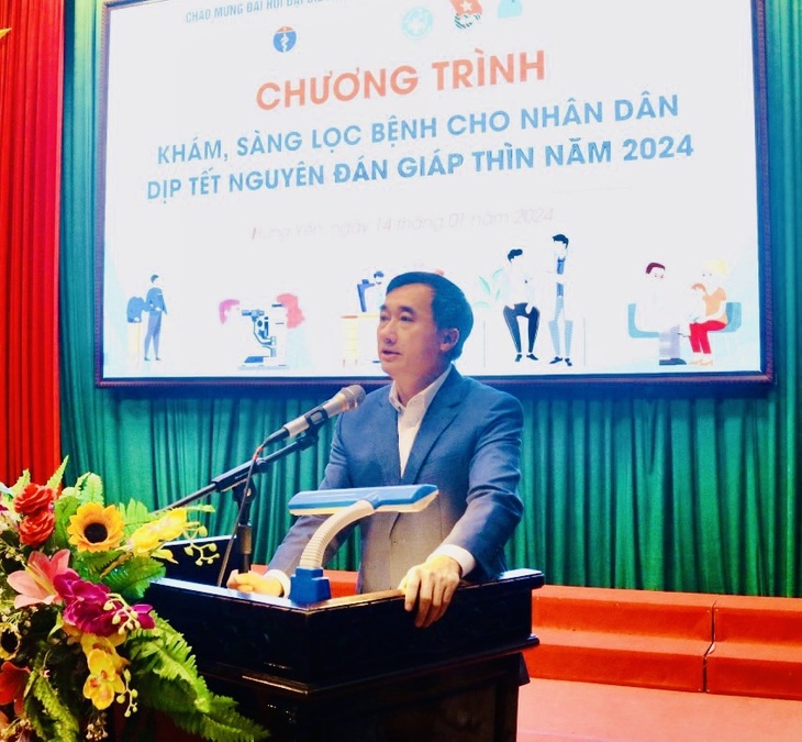 Bộ Y tế và Hội Thầy thuốc trẻ mang 'quà' sức khỏe cho người dân dịp Tết đến Xuân về- Ảnh 1.