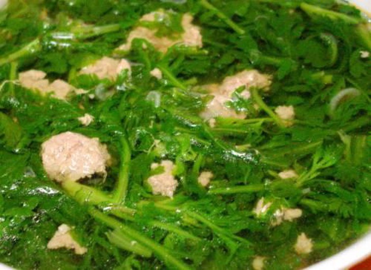 Món ăn từ cải cúc chữa bệnh- Ảnh 3.
