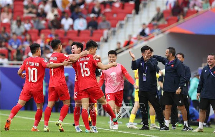 AFC Asian Cup 2023: Đội tuyển Việt Nam tạo ra loạt thống kê ấn tượng- Ảnh 1. AFC Asian Cup 2023: Đội tuyển Việt Nam tạo ra loạt thống kê ấn tượng- Ảnh 1.