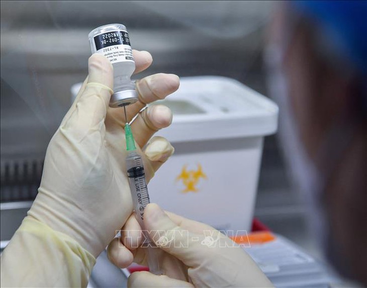 Không tiêm nhắc lại vaccine phòng COVID-19 gây tác hại khôn lường- Ảnh 1. Không tiêm nhắc lại vaccine phòng COVID-19 gây tác hại khôn lường- Ảnh 1.
