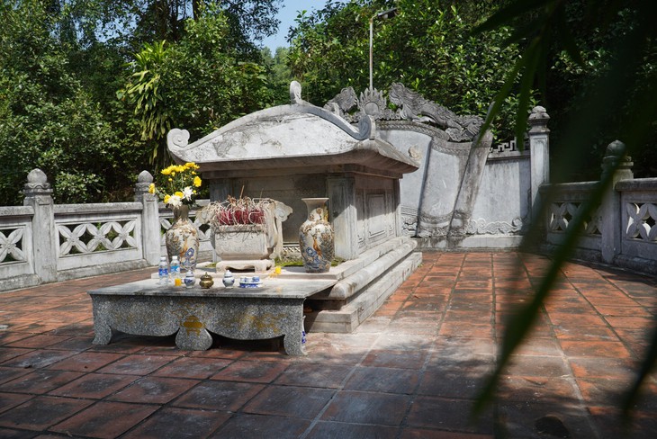 Giai thoại thả diều dẫn lối về nơi yên nghỉ của Đại danh y Hải Thượng Lãn Ông- Ảnh 5. Giai thoại thả diều dẫn lối về nơi yên nghỉ của Đại danh y Hải Thượng Lãn Ông- Ảnh 5.