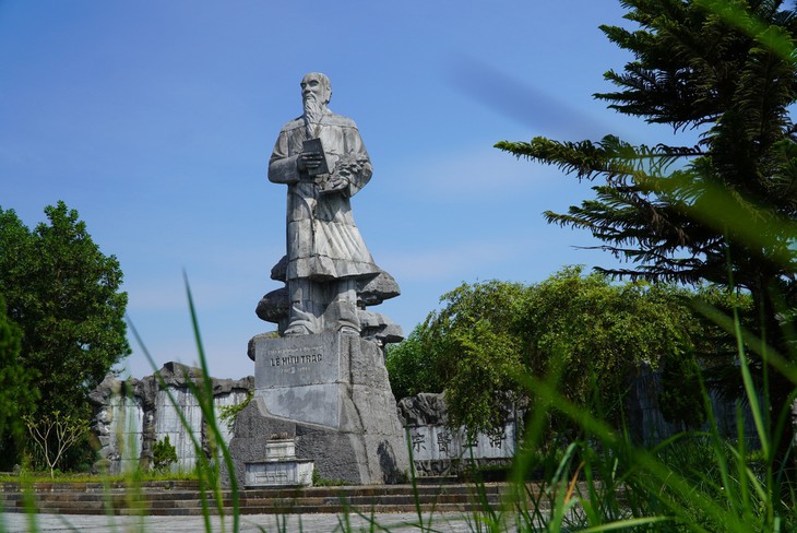 Giai thoại thả diều dẫn lối về nơi yên nghỉ của Đại danh y Hải Thượng Lãn Ông- Ảnh 7. Giai thoại thả diều dẫn lối về nơi yên nghỉ của Đại danh y Hải Thượng Lãn Ông- Ảnh 7.