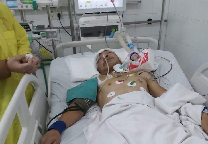 Xót thương gia cảnh người đàn ông nghèo bị chấn thương sọ não sau tai nạn, mẹ già bị bệnh động kinh- Ảnh 1. Xót thương gia cảnh người đàn ông nghèo bị chấn thương sọ não sau tai nạn, mẹ già bị bệnh động kinh- Ảnh 1.