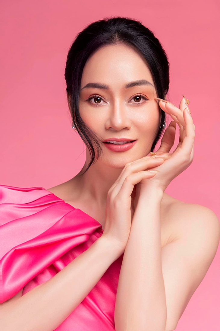Hôn nhân đời thực của diễn viên VFC: Quách Thu Phương tuổi U50 con cái trưởng thành, sống bình yên- Ảnh 2.