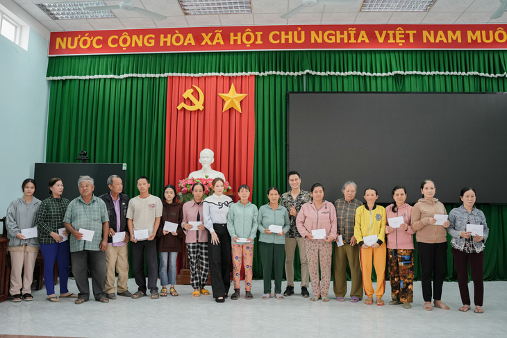 Cặp đôi 'Gió nghịch mùa' Lý Nhã Kỳ - Việt Anh tái ngộ sau nhiều năm- Ảnh 2.