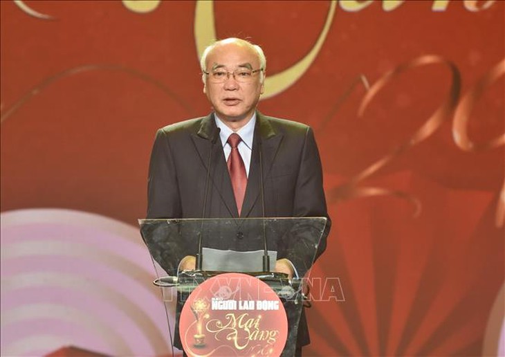 Vinh danh các nghệ sỹ đoạt Giải thưởng Mai Vàng năm 2023- Ảnh 4.