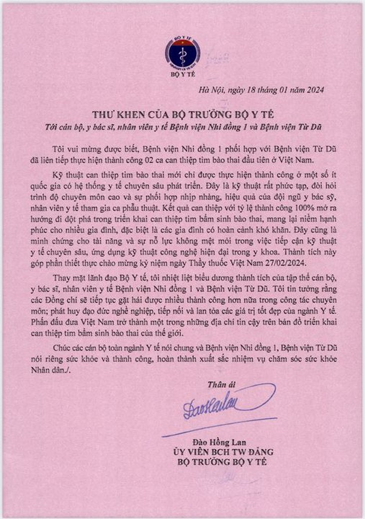Bộ trưởng Đào Hồng Lan gửi thư khen 2 bệnh viện thực hiện kỳ tích 'thông van tim xuyên bào thai'- Ảnh 1. Bộ trưởng Đào Hồng Lan gửi thư khen 2 bệnh viện thực hiện kỳ tích 'thông van tim xuyên bào thai'- Ảnh 1.