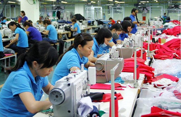 Người lao động thấp thỏm ngóng chờ thưởng Tết- Ảnh 2.
