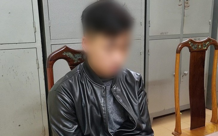 Khởi tố nam sinh ‘thông chốt’ đâm CSGT nhập viện