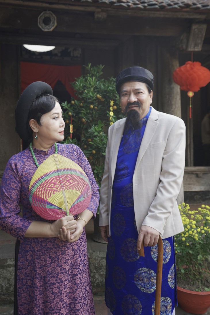 NSND Minh Hằng thích thú vai vợ cả của NSND Quốc Anh trong phim Tết 'Mâm cỗ tất niên'- Ảnh 1. NSND Minh Hằng thích thú vai vợ cả của NSND Quốc Anh trong phim Tết 'Mâm cỗ tất niên'- Ảnh 1.