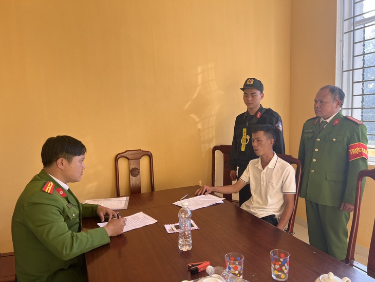 Lời khai bất ngờ của hai nghi phạm cướp ngân hàng chạy trốn lên miền núi - Ảnh 1. Lời khai bất ngờ của hai nghi phạm cướp ngân hàng chạy trốn lên miền núi - Ảnh 1.