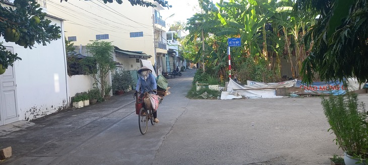 'Tết ấm' nhờ nghề mua đồng nát dịp cuối năm- Ảnh 1. 'Tết ấm' nhờ nghề mua đồng nát dịp cuối năm- Ảnh 1.