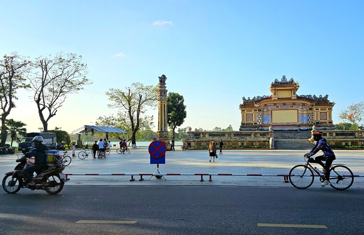 Huế: Linh vật rồng chào Xuân Giáp Thìn dài 30m sắp lộ diện- Ảnh 4.