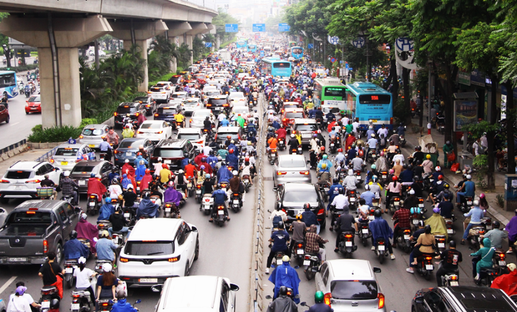 Điểm danh những tuyến đường đang 'cõng' lượng phương tiện quá tải- Ảnh 2. Điểm danh những tuyến đường đang 'cõng' lượng phương tiện quá tải- Ảnh 2.