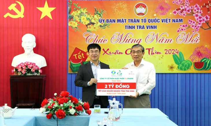 Dược phẩm TV.PHARM hỗ trợ 2 tỷ đồng tặng quà Tết cho hộ nghèo tỉnh Trà Vinh- Ảnh 1.