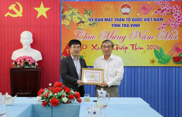 Dược phẩm TV.PHARM hỗ trợ 2 tỷ đồng tặng quà Tết cho hộ nghèo tỉnh Trà Vinh- Ảnh 2.