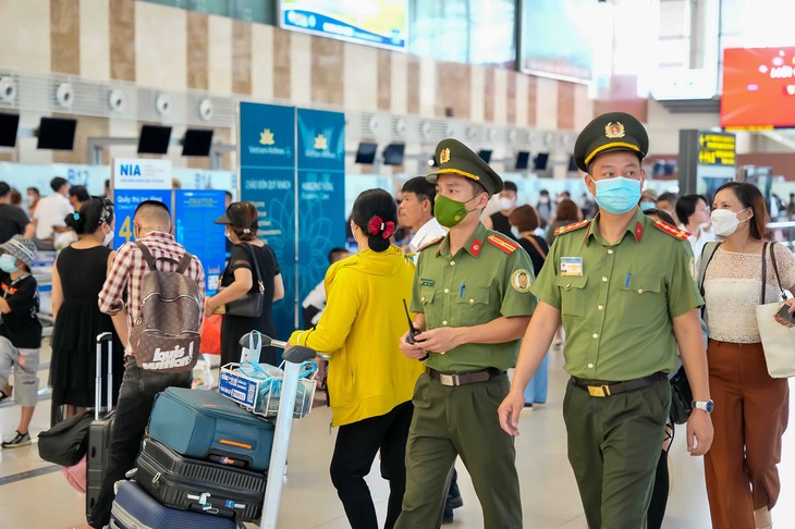 Áp dụng biện pháp an ninh hàng không tăng cường cấp độ 1 dịp Tết Nguyên đán- Ảnh 2.
