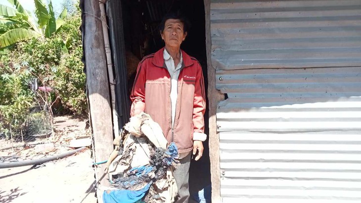 Người tận mắt thấy 20 vị trí đất bốc cháy kể gì?- Ảnh 1.