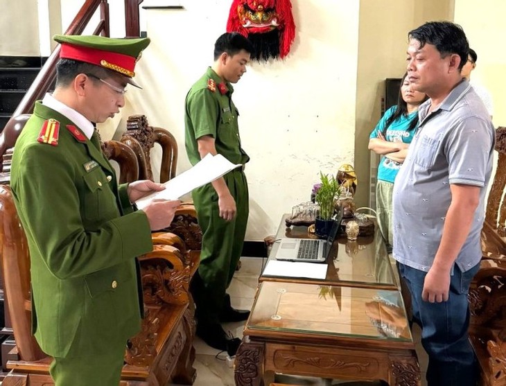Bắt giám đốc công ty TNHH Hồng Ngân Phát Gia Lai mua bán hóa hàng chục tỷ đồng- Ảnh 1. Bắt giám đốc công ty TNHH Hồng Ngân Phát Gia Lai mua bán hóa hàng chục tỷ đồng- Ảnh 1.