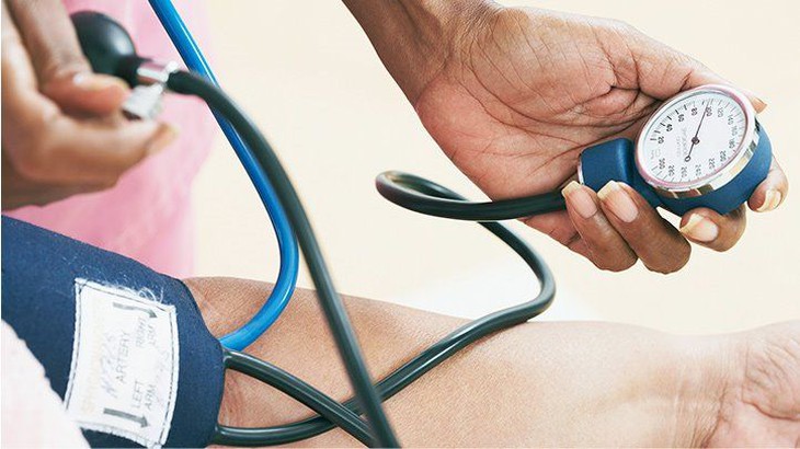Người bệnh tăng huyết áp có cần thay đổi thuốc thường xuyên không?- Ảnh 1. Người bệnh tăng huyết áp có cần thay đổi thuốc thường xuyên không?- Ảnh 1.