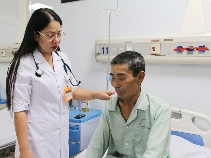 Người cao tuổi nên uống sữa khi nào?- Ảnh 1. Người cao tuổi nên uống sữa khi nào?- Ảnh 1.
