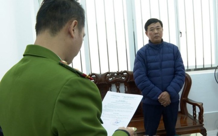 Bắt 3 cán bộ xã do để "cát tặc" lộng hành