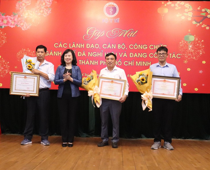 Đoàn công tác của Bộ Y tế chúc Tết cựu cán bộ, công chức ngành y tại TPHCM- Ảnh 3. Đoàn công tác của Bộ Y tế chúc Tết cựu cán bộ, công chức ngành y tại TPHCM- Ảnh 3.