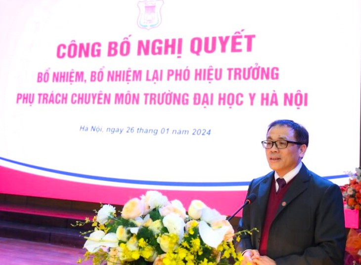 Lễ công bố Nghị quyết bổ nhiệm, bổ nhiệm lại Phó Hiệu trưởng Trường Đại học Y Hà Nội- Ảnh 1.