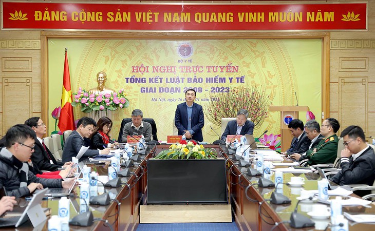 Lấy người bệnh làm trung tâm và ưu tiên hàng đầu trong thực hiện chính sách BHYT- Ảnh 1. Lấy người bệnh làm trung tâm và ưu tiên hàng đầu trong thực hiện chính sách BHYT- Ảnh 1.