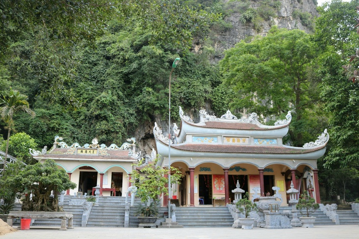 Chuyện kỳ bí ở 2 ngôi đền linh thiêng bậc nhất xứ Thanh- Ảnh 4.