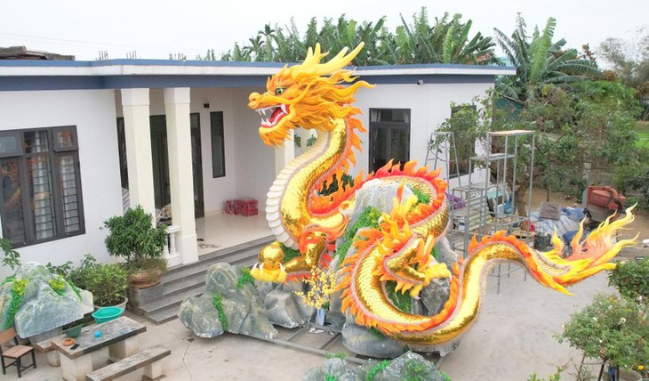 Cha đẻ của 'hoa hậu mèo' trình làng mô hình rồng đẹp mắt- Ảnh 6.