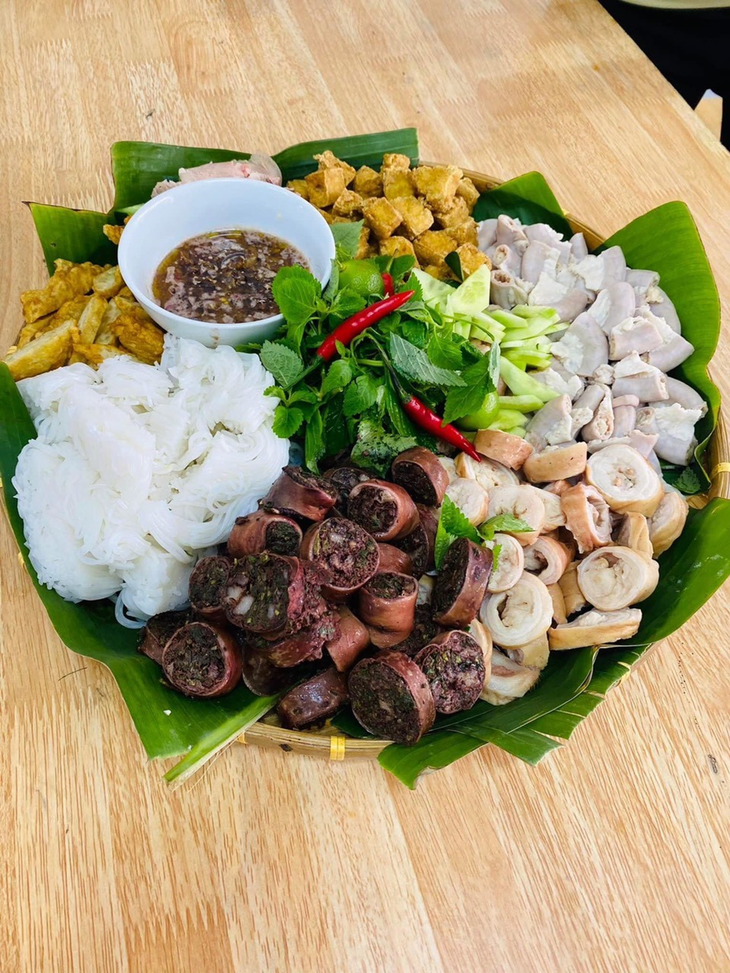 Bún đậu Gốc Đa Hà Nội - Món ngon dân dã ăn một lần nhớ mãi- Ảnh 1.