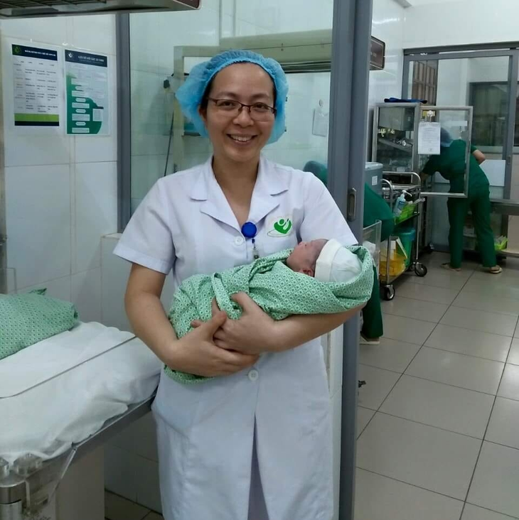 Chia sẻ về hành trình hơn 17 năm trong nghề của nữ bác sĩ sản khoa- Ảnh 3. Chia sẻ về hành trình hơn 17 năm trong nghề của nữ bác sĩ sản khoa- Ảnh 3.