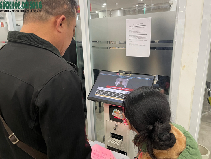 Những ngày đầu Hà Nội thực hiện số hoá 100% thủ tục hành chính - Ảnh 3.