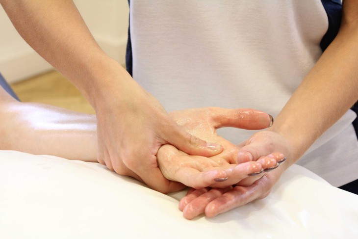 Liệu pháp giảm đau, viêm cho người bệnh viêm khớp vẩy nến- Ảnh 3. Liệu pháp giảm đau, viêm cho người bệnh viêm khớp vẩy nến- Ảnh 3.