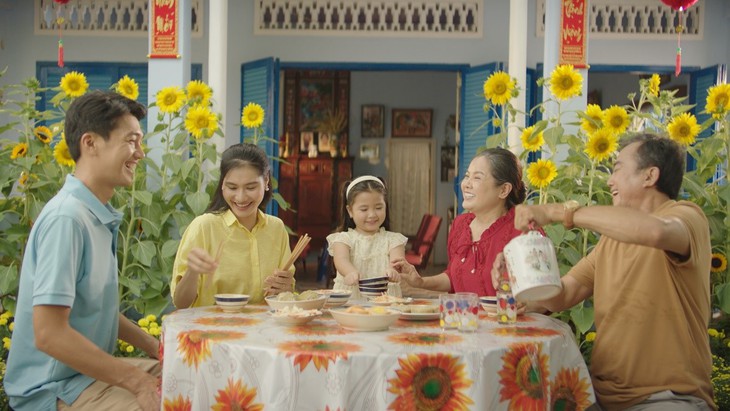 Sức khỏe và hạnh phúc của cha mẹ làm nên tết trọn vẹn- Ảnh 2.