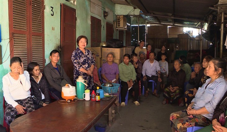 Sưởi ấm những phận đời nơi 'xóm chạy thận' - Ảnh 5.