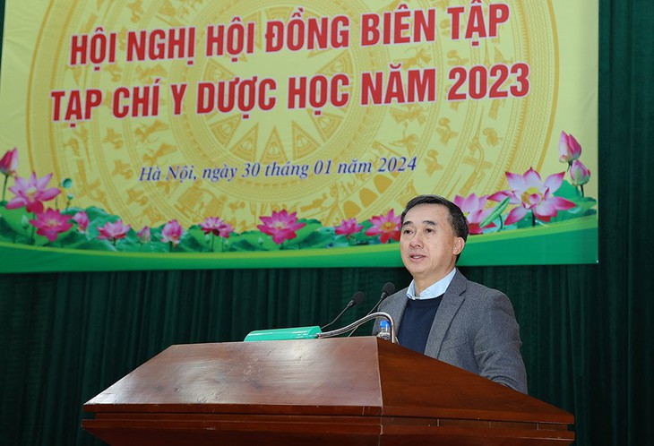 Thứ trưởng Bộ Y tế: Tạp chí Y Dược học phải phát triển vững mạnh, uy tín về chuyên môn- Ảnh 1. Thứ trưởng Bộ Y tế: Tạp chí Y Dược học phải phát triển vững mạnh, uy tín về chuyên môn- Ảnh 1.
