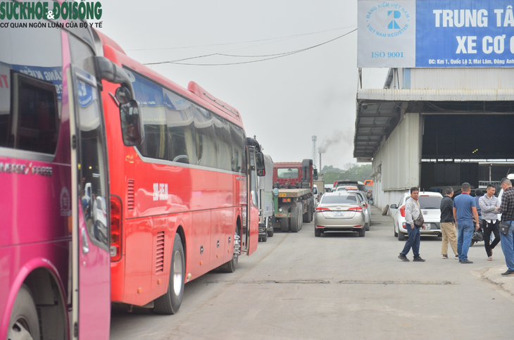Các tài xế được 'khuyên' nên đăng kiểm xe khi đi du lịch, công tác, về quê,...- Ảnh 2. Các tài xế được 'khuyên' nên đăng kiểm xe khi đi du lịch, công tác, về quê,...- Ảnh 2.