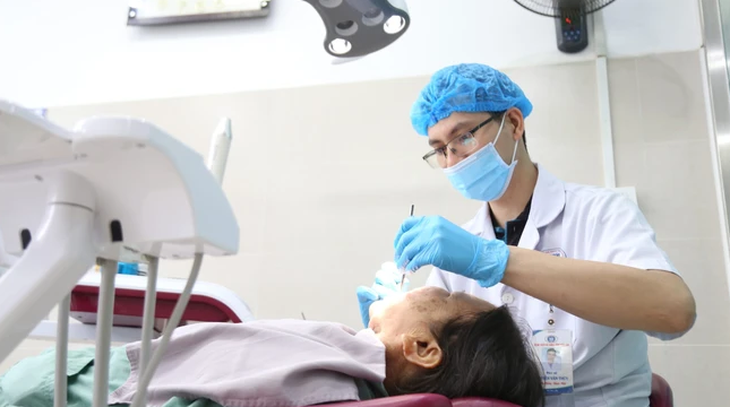 4 tháng 'mất ăn mất ngủ' vì nhổ răng- Ảnh 1. 4 tháng 'mất ăn mất ngủ' vì nhổ răng- Ảnh 1.