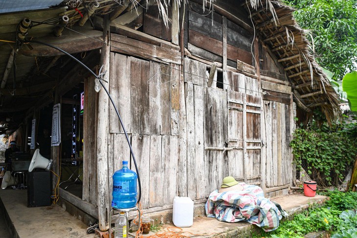 Mẹ tử nạn trên đường đi làm ngày cận Tết, 3 con nhỏ rơi vào cảnh tương lai mịt mù- Ảnh 2. Mẹ tử nạn trên đường đi làm ngày cận Tết, 3 con nhỏ rơi vào cảnh tương lai mịt mù- Ảnh 2.