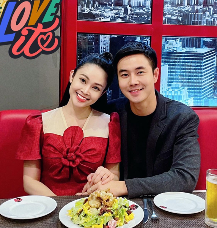 Hôn nhân đời thực của diễn viên VFC: Hiếu Su 'Chúng ta của 8 năm sau' hạnh phúc thế nào bên vợ MC VTV?- Ảnh 9. Hôn nhân đời thực của diễn viên VFC: Hiếu Su 'Chúng ta của 8 năm sau' hạnh phúc thế nào bên vợ MC VTV?- Ảnh 9.