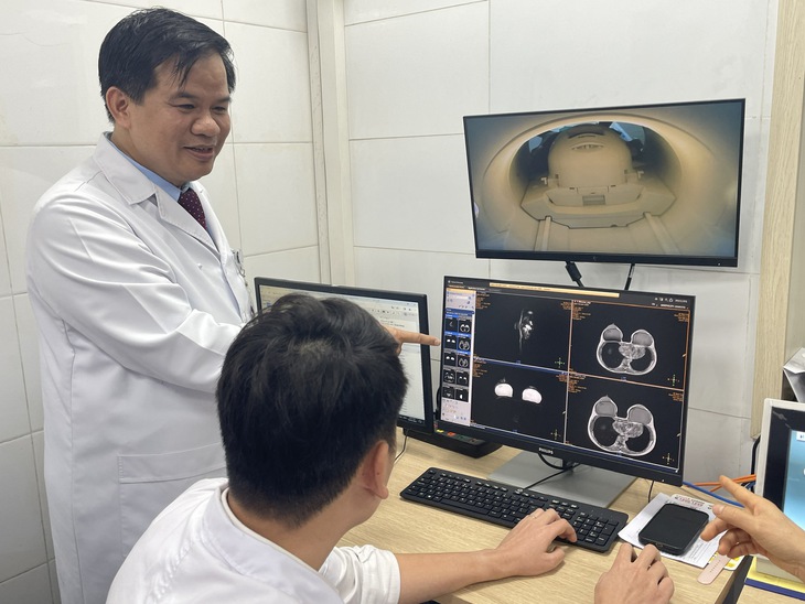 Người bệnh chụp cộng hưởng từ, nội soi... tại Bệnh viện Bạch Mai không còn phải chờ cả tuần- Ảnh 1. Người bệnh chụp cộng hưởng từ, nội soi... tại Bệnh viện Bạch Mai không còn phải chờ cả tuần- Ảnh 1.