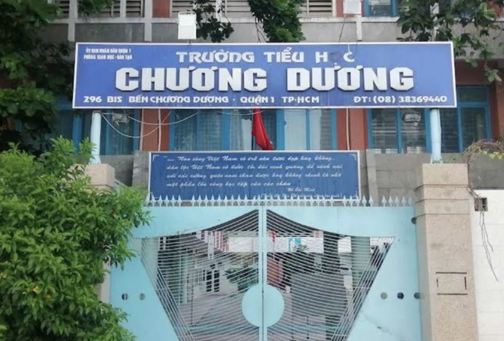Phó Hiệu trưởng phụ trách lớp thay cô giáo 'xin hỗ trợ tiền mua laptop'- Ảnh 1.