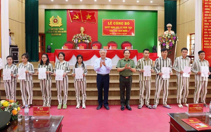 "Dang rộng vòng tay, tạo điều kiện để người được đặc xá tái hòa nhập cộng đồng"