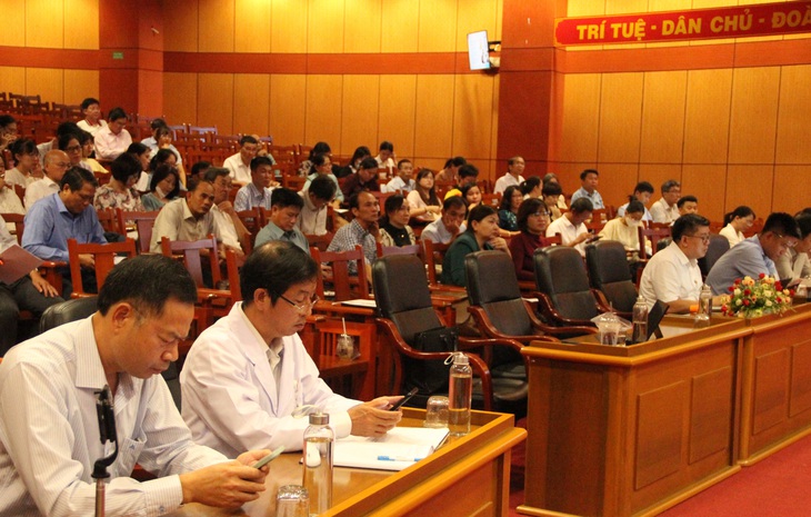 Lãnh đạo ngành y tế các tỉnh, thành phố khu vực phía Nam tham gia hội thảo. Ảnh: Xuân Dự