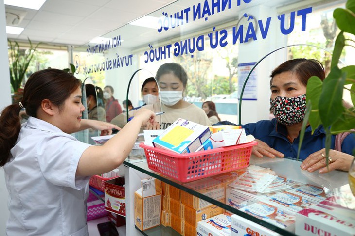Bộ Y tế cấp mới, gia hạn giấy đăng ký lưu hành thêm gần 500 thuốc nước ngoài- Ảnh 1.