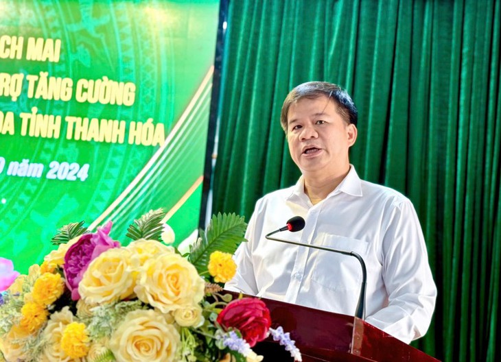 Thứ trưởng Bộ Y tế Lê Đức Luận đánh giá cao những thành tựu tại Bệnh viện Đa khoa tỉnh Thanh Hoá- Ảnh 3.