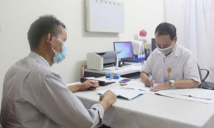Người dân kỳ vọng Luật khám chữa bệnh mới mở ra cơ hội điều trị cho người bệnh tâm thần - Ảnh 2. Người dân kỳ vọng Luật khám chữa bệnh mới mở ra cơ hội điều trị cho người bệnh tâm thần - Ảnh 2.