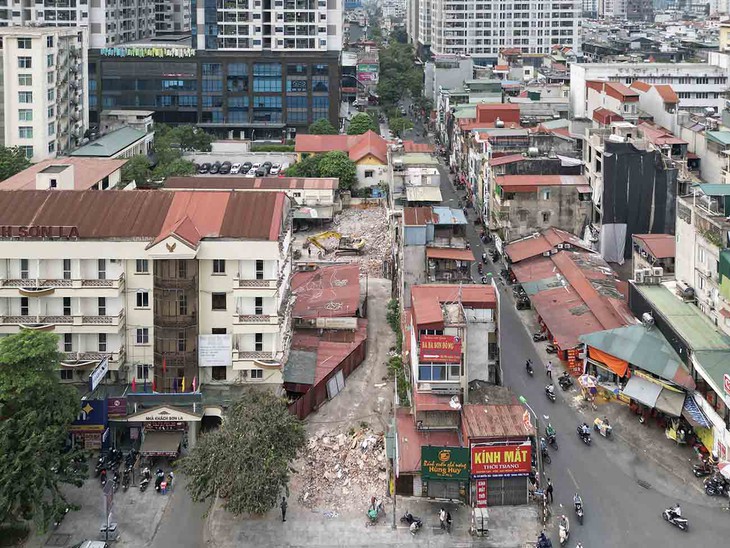 Cố gắng không phải tổ chức cưỡng chế để mở rộng đường Nguyễn Tuân- Ảnh 2.